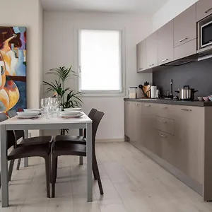 Appartement Camelot Red -